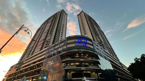 Downtown Kota Kinabalu Apartment | JQ Little Angle 3 小天使民宿3 NEW High Floor Seaview Netflix 6pax
