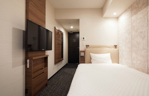 Hakata Ekimae Hotel | JR WEST GROUP VIA INN HAKATAGUCHI EKIMAE