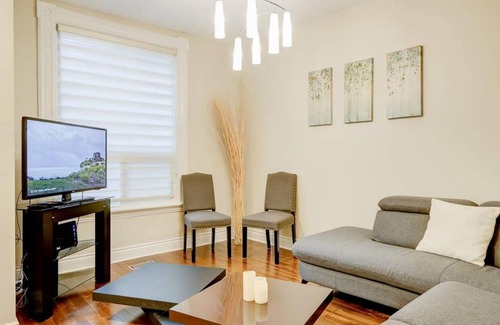 Centretown Apartment | JstLikeHome - Central Suite