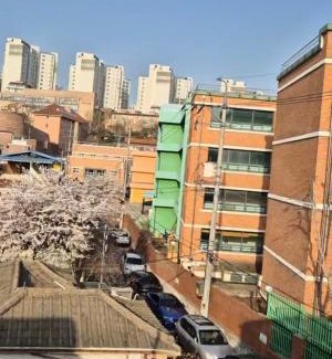 Songjung-dong Villa | JTN House for daily rent in Seoul Oktabang