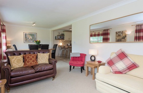 Watton Cottage | JUBILEUM LODGE (UK27999)