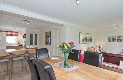 Watton Cottage | JUBILEUM LODGE (UK27999)