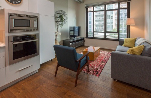 Downtown Victoria Condo | Jukebox Gem-1 BR/1 BA, Great Location, Gym by Victoria Prime