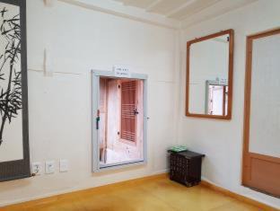 Andong House | Jukheon Traditional House