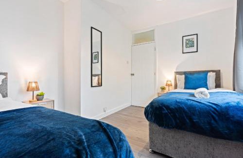 Cradley House | Julia's 3-Bedroom Home in Quinton, Birmingham