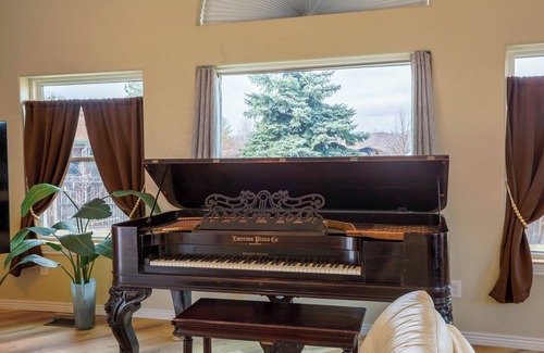 Lamar Heights Area House | Julia's Nest ~ 3 mi to Historic Olde' Town Arvada. Spacious home office!