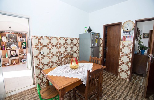 Espiche Villa | Julianne Orange Villa, Wifi, terrace