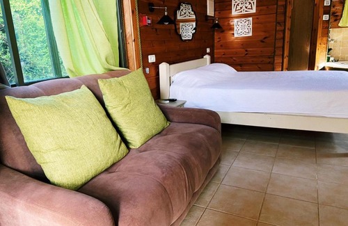 Ne'ot Golan House | Julie's Cabins