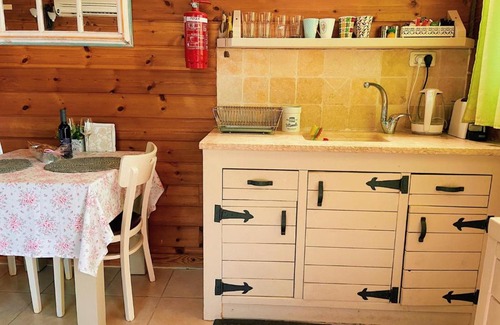 Ne'ot Golan House | Julie's Cabins