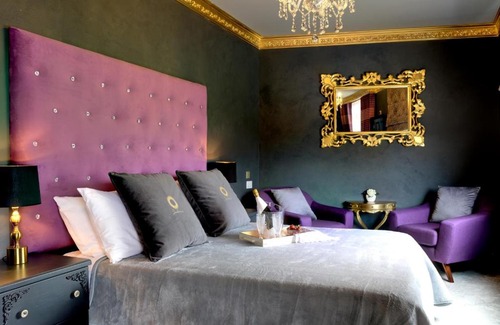 Mosta Hotel | Julina Boutique Living