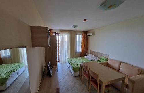 Kavarna Apartment | July Morning A35