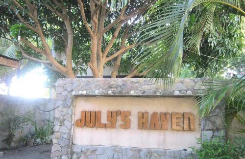 Yumbing Bed & Breakfast | July's Haven Seaside Pension Camiguin