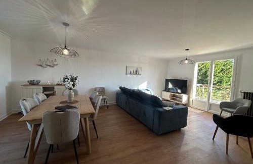 Fontaine-le-Comte House | Jumapi house