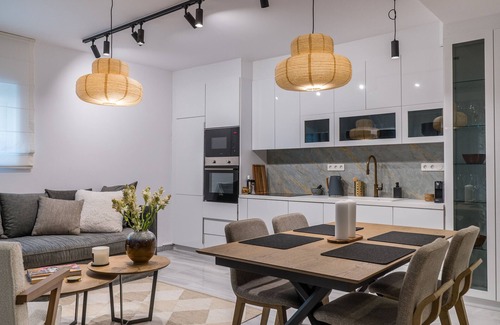 Neapoli Apartment | Jun - Next Level Hillside