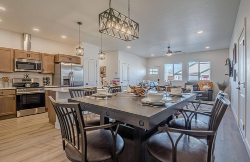 Grand Junction House | Junction Escape: Work, Wag & Roast S'mores