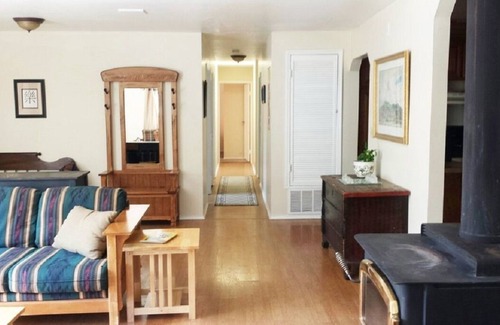 June Lake Ski Chalet | June Lake Chalet located in the quintessential June Lake Village, Sleeps 5.