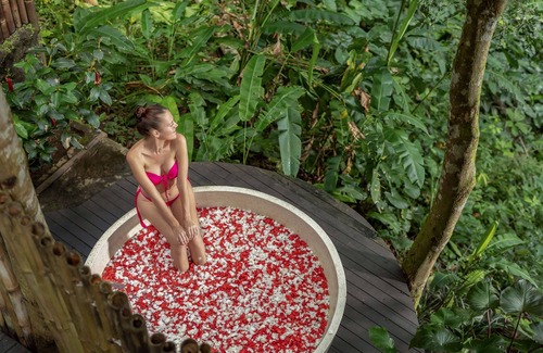 East Selemadeg Villa | June Special Offer! Beautiful1BR Bamboo Villa in Tabanan