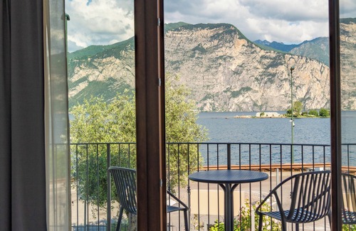 Assenza Apartment | June Stay Lake Garda