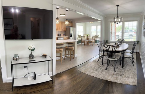 Albany House | June’s Place