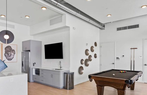 Rio Grande Apartment | Jungle at Paperbox in Salt Lake City