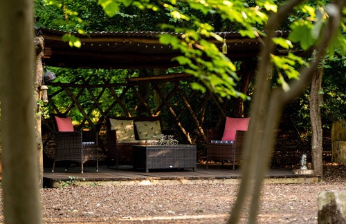 Penwood Ski Chalet | Jungle Bell Tent