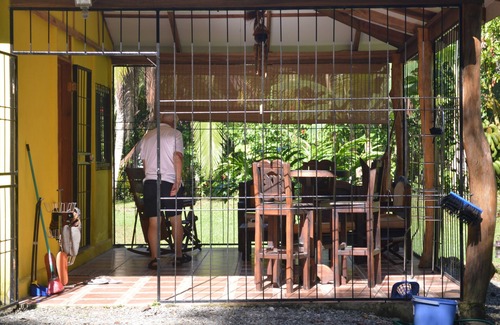 Cahuita House | Jungle charm minutes from the Caribbean