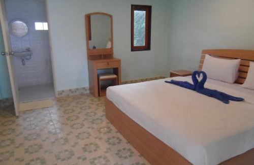 Nuea Khlong House | Jungle Hill Beach Bungalow