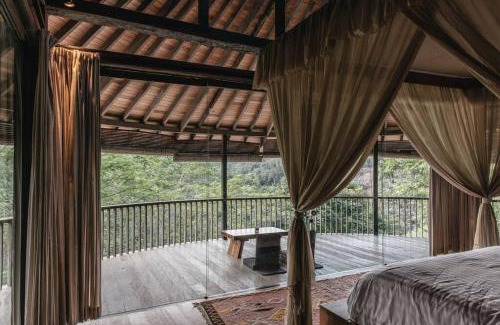 Samplangan Villa | Jungle House Estate