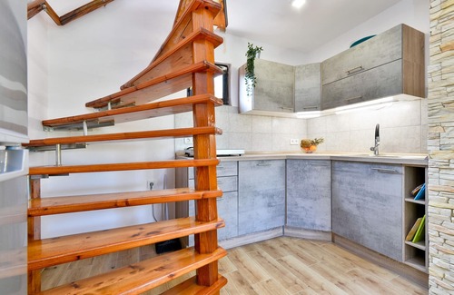 Sveti Ivan Zelina House | Jungle House With Pool and Hot Tub, Sveti Ivan Zelina, Croatia