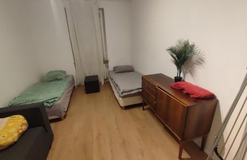 Kelkheim Apartment | Jungle in Kelkheim for 4 Persons 24 h check in