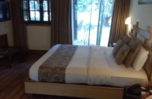 Garjia Hotel | Jungle Leela Resort