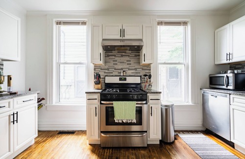 Victorian Village Resort | Jungle Poplar Masterhouse