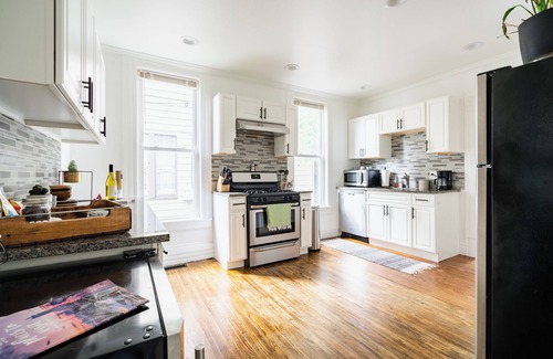 Victorian Village Resort | Jungle Poplar Masterhouse