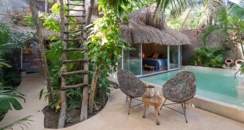 Zona Hotelera Villa | Jungle Villa -steps to the beach and restaurants!