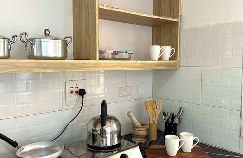 Kampala House | JungleB - 2 Bed 2 Bath 5 mins to Makerere Uni