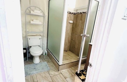 Georgetown Apartment | Junior Suite Summary: