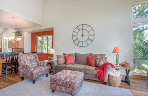 Redmond House | Juniper Haven New Remodel and Resort Amenities