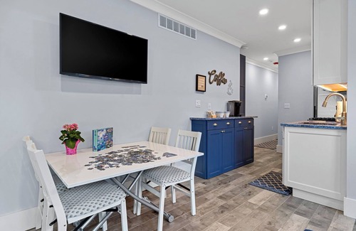 Union Pier Apartment | Juniper Presents: 2-Bdrm Strawberry Fields Ste in Iconic Union Pier Summer House