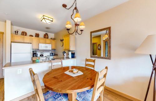 Mammoth Lakes Apartment | Juniper Springs 444