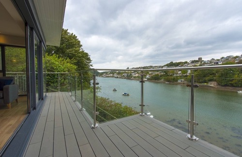 Newton Ferrers Cottage | JUNKET STUDIO, pet friendly, luxury holiday cottage in Noss Mayo