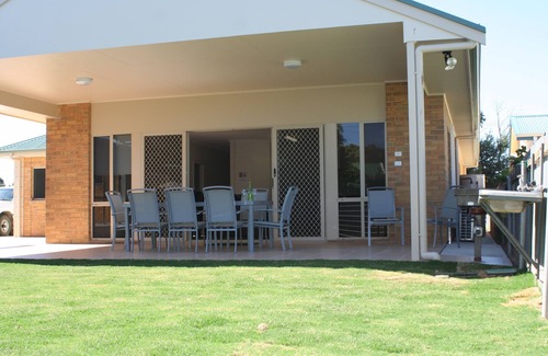 Dalrymple House | Juno Court Holiday Retreat
