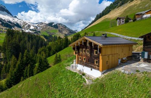 Steeg Ski Chalet | Jup - a luxury boutique chalet
