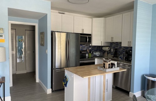 Jupiter Villa | Jupiter Bay couples singles friends getaway