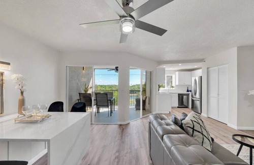 Sea Palms Condo | Jupiter Bay Resort Condo, steps to the beach! Comfortably sleeps family of 4!