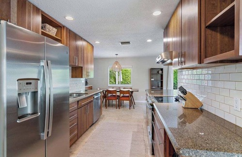 Tequesta House | Jupiter Beaches, Tequesta 3-bdrm w/NEW Saltwater Pool