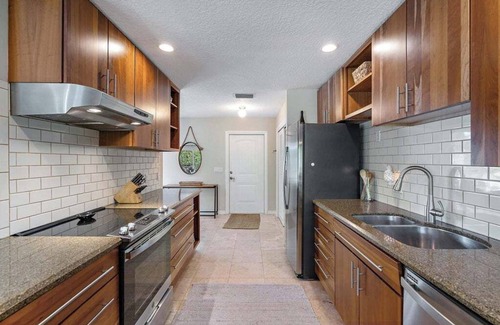 Tequesta House | Jupiter Beaches, Tequesta 3-bdrm w/NEW Saltwater Pool