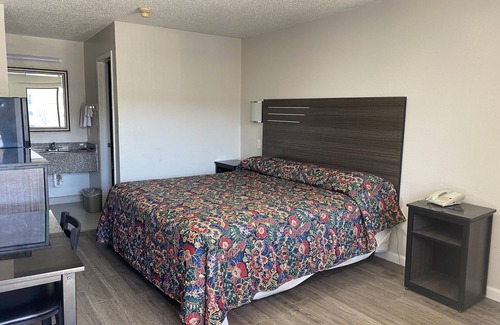 Garland Hotel | Jupiter Inn