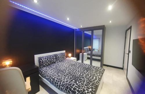 Forest Fields Apartment | Jupiter Lux Spacious Terrace & Free Parking