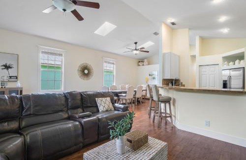 Jupiter Villa | Jupiter's Beacon Villa