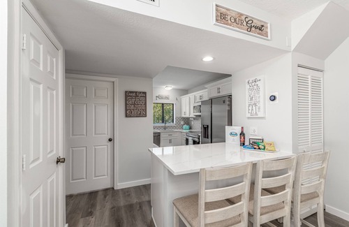 Bella Vista Condo | JupRent's -Paradise on the Park - 3bed/3bath - Prime Location near Everything!